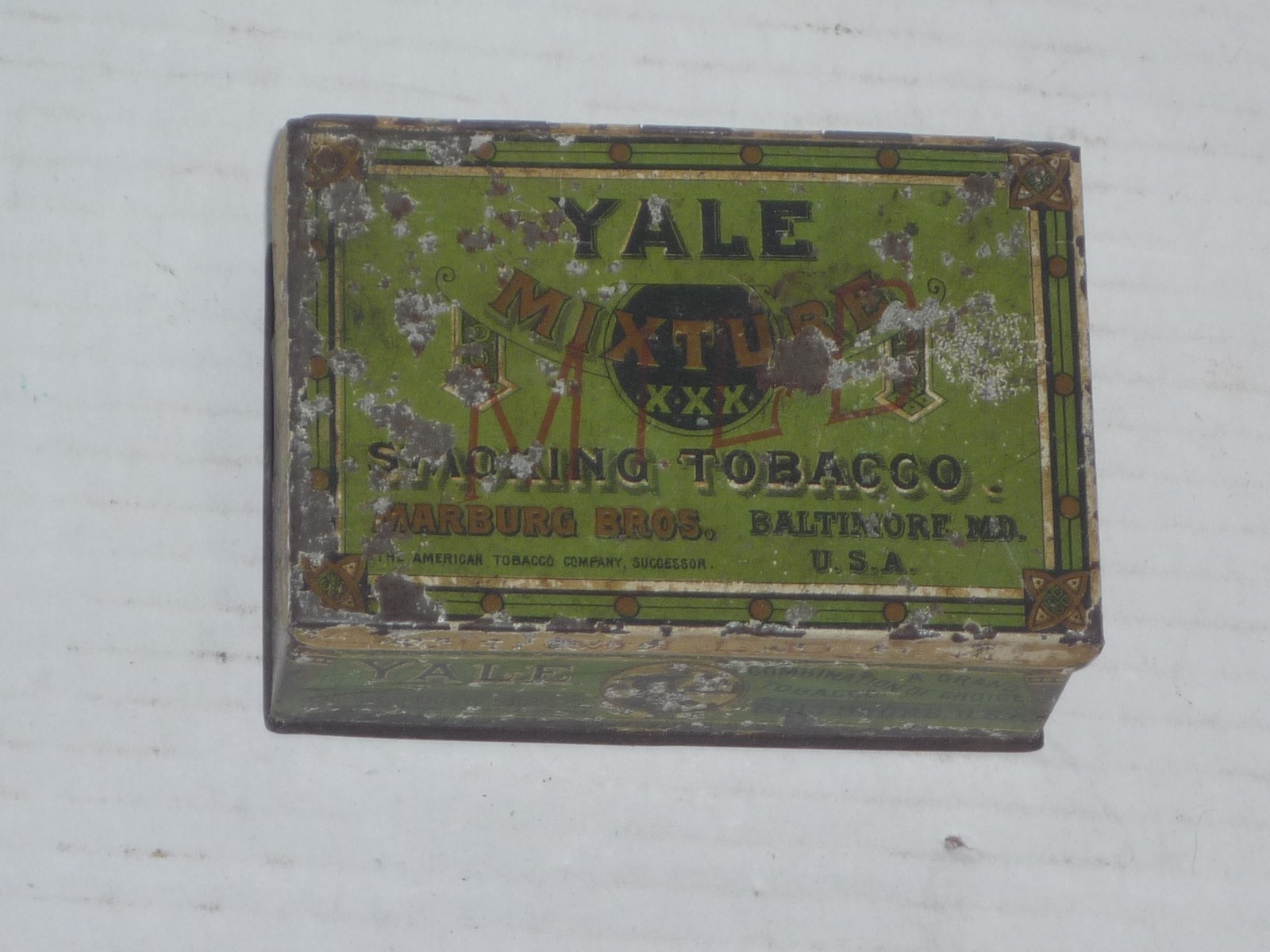 VINTAGE ANTIQUE MARBURG BROS YALE MIXTURE SMOKING TOBACCO TIN