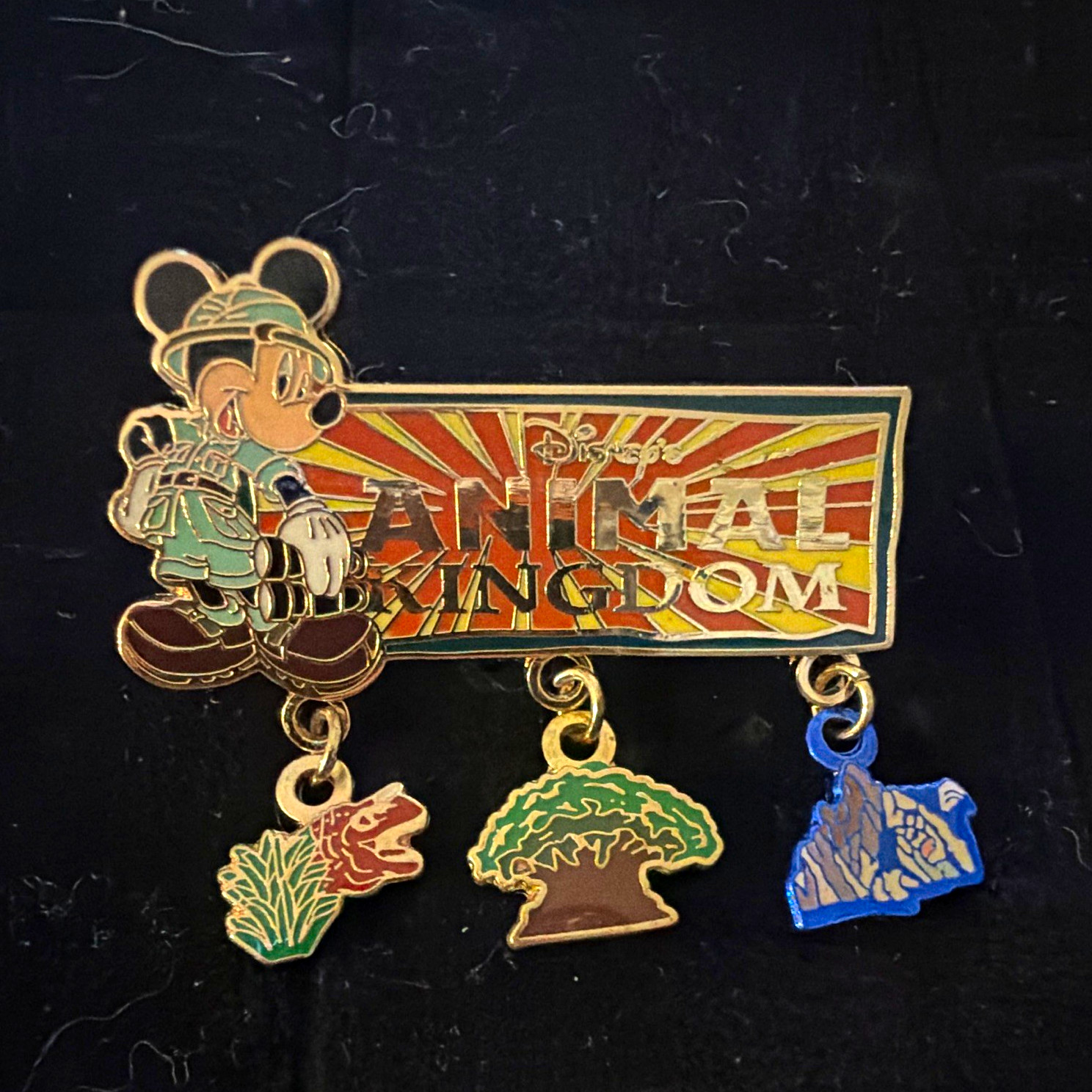 Disney WDW Disney’s Animal Kingdom Mickey Mouse Dangle Single Pin 2007