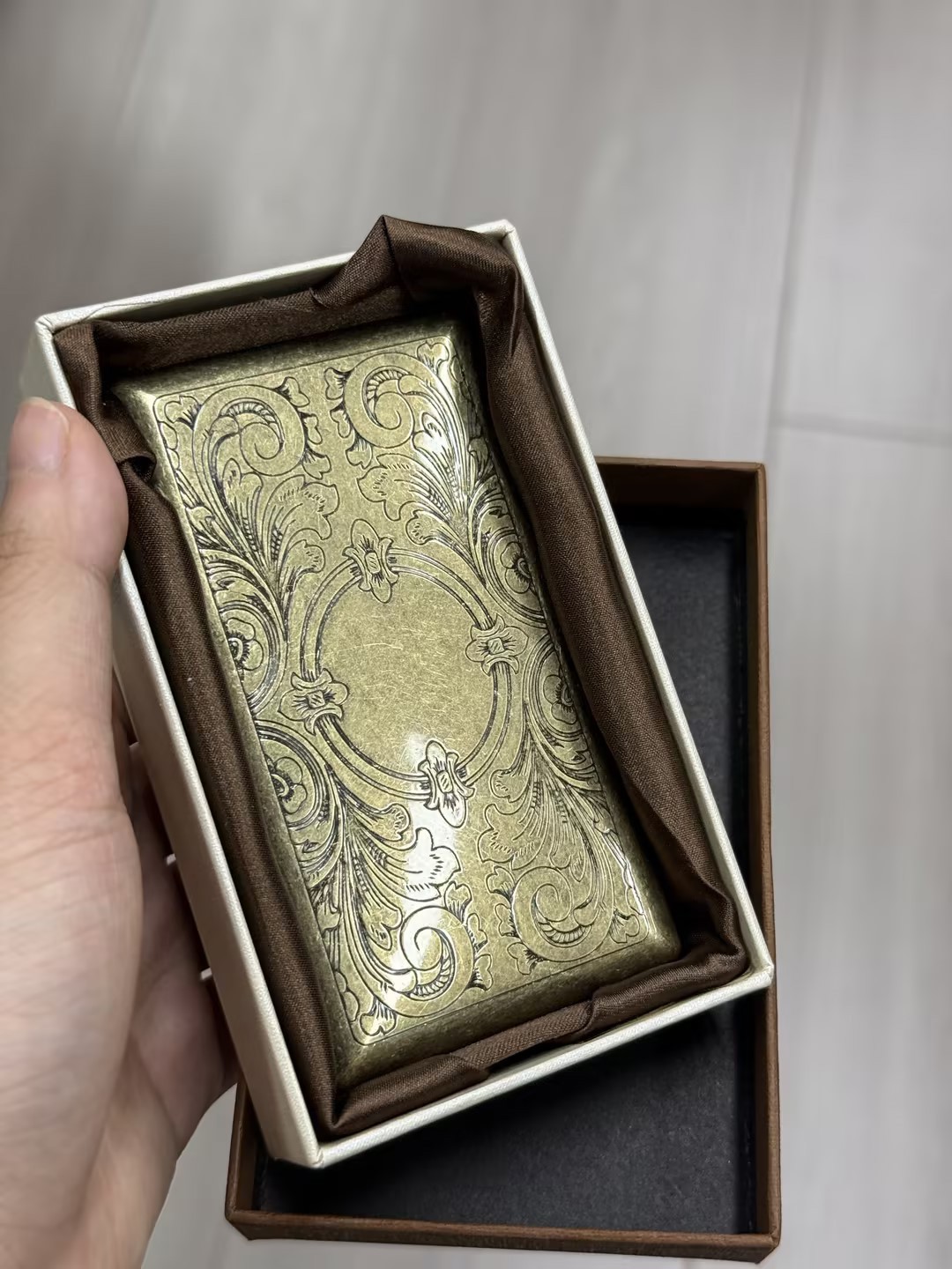 🧡Retro Bronze Metal Cigarette Case Holder Box For King Size or 20pc cigarettes