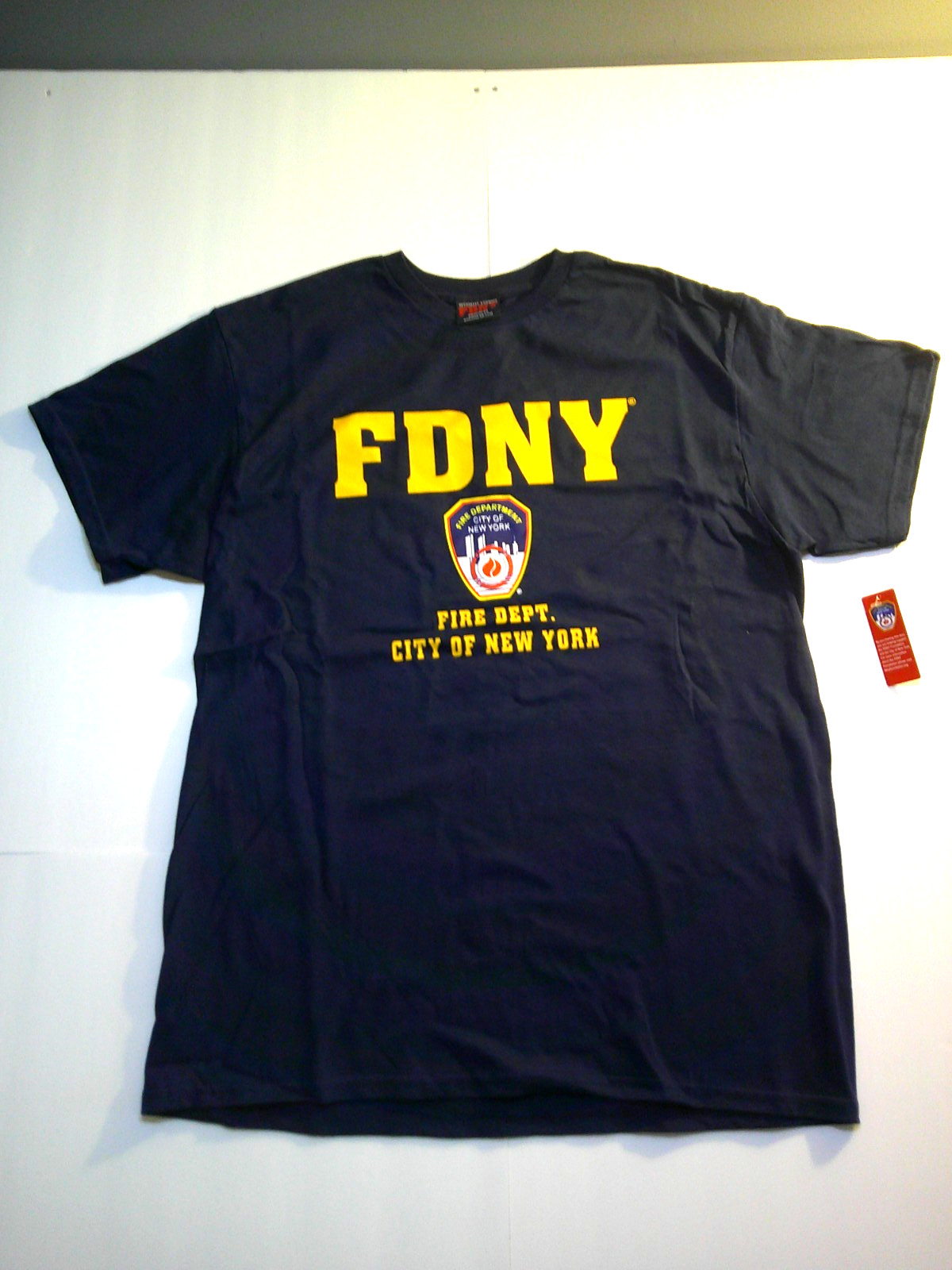 FDNY Tee Shirt  Mens size Large Officially Licensed City of New York Fire Dept.