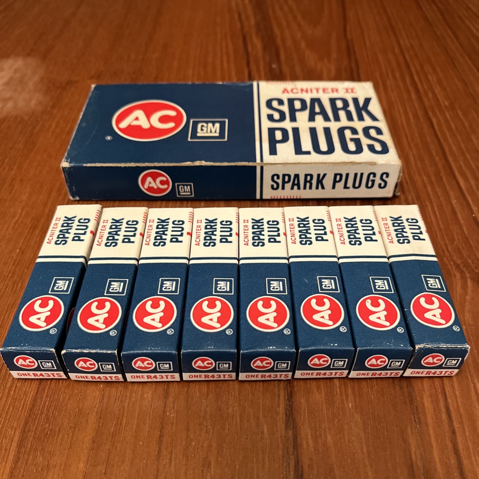 8 NOS Vintage AC GM \