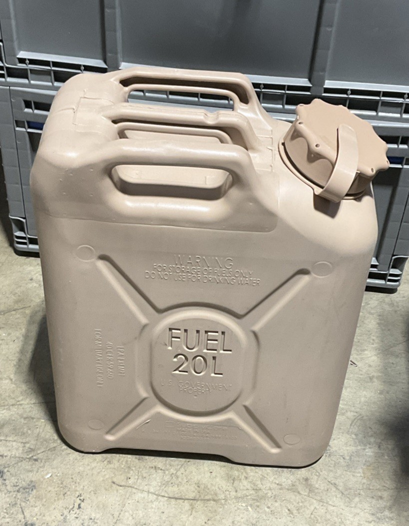New Scepter Military Desert Tan Fuel Can MFC 5 Gallon 20L 