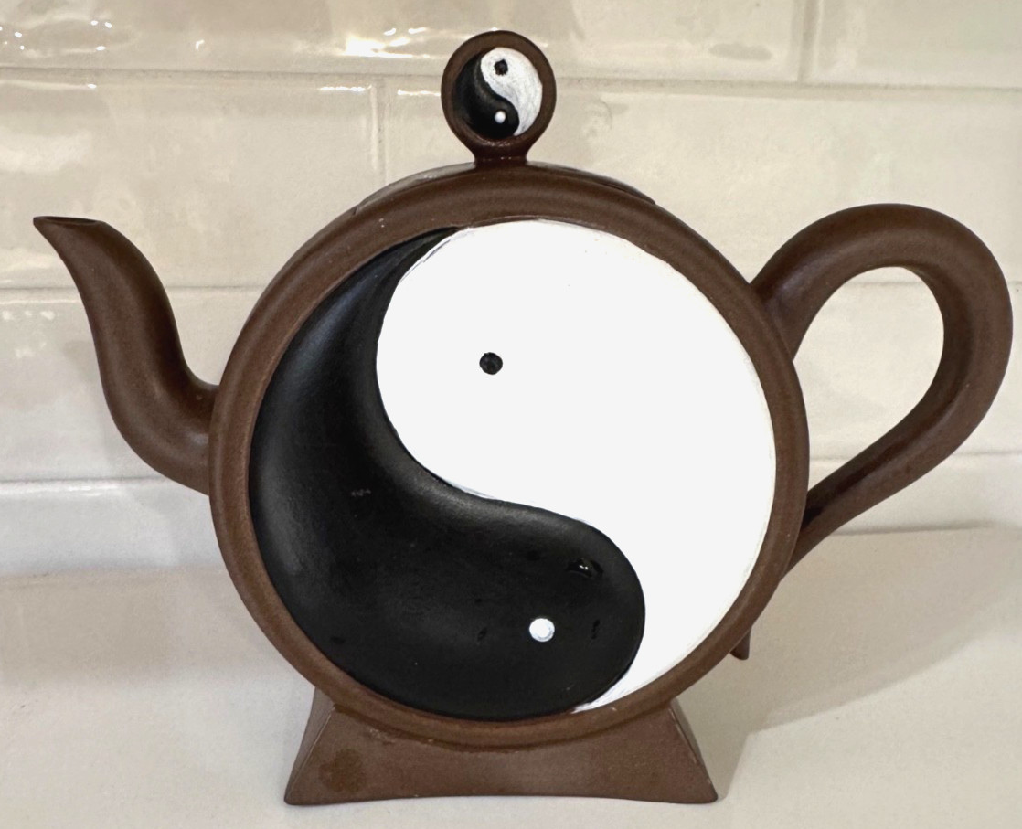 Yin & Yang / Wind & Water Chinese Ceramic Teapot Figurine Black & White NEW
