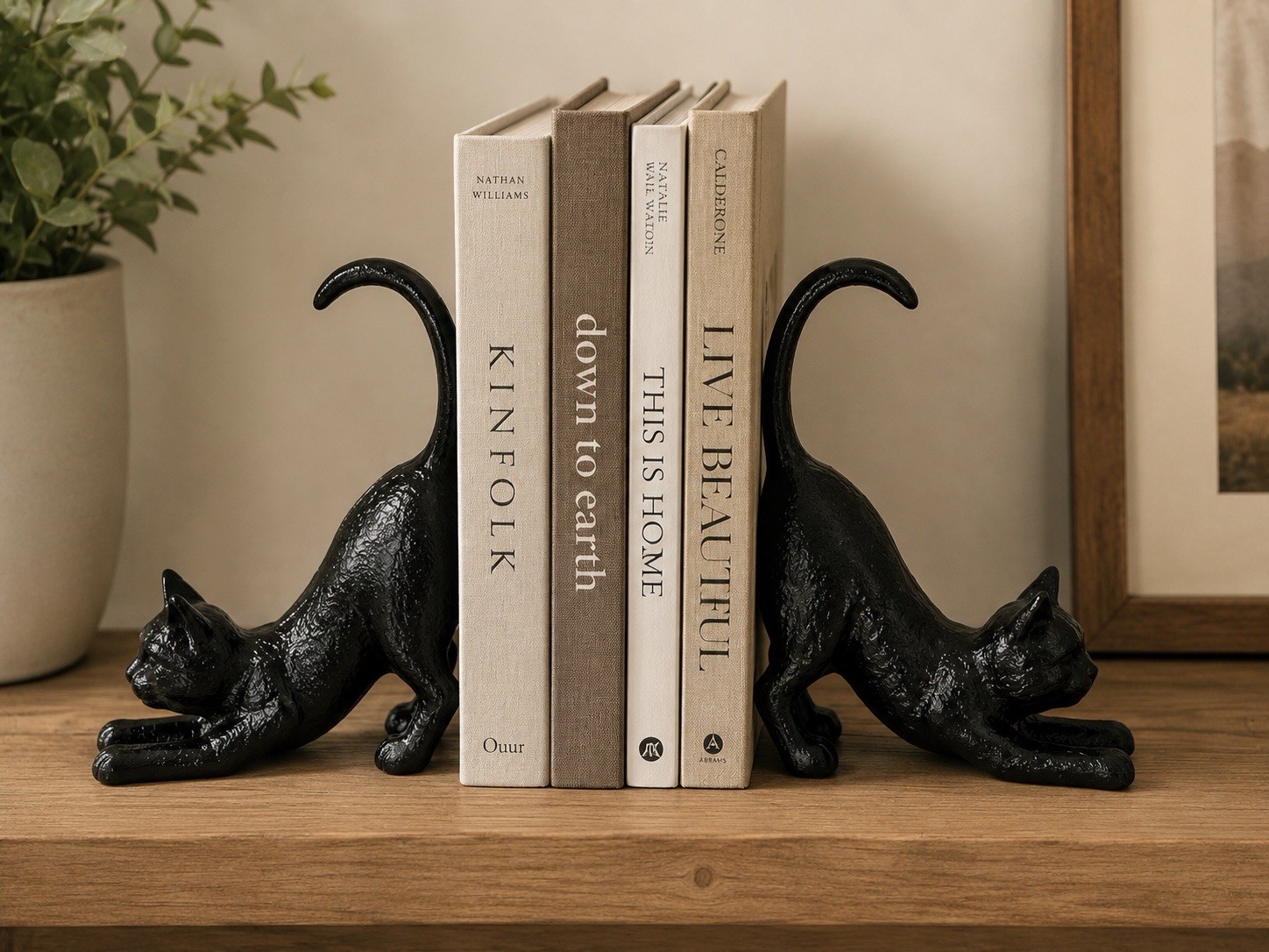 Vintage Style Pair Of Cast Iron Playful Black Cat Bookends Figurines Heavy Duty