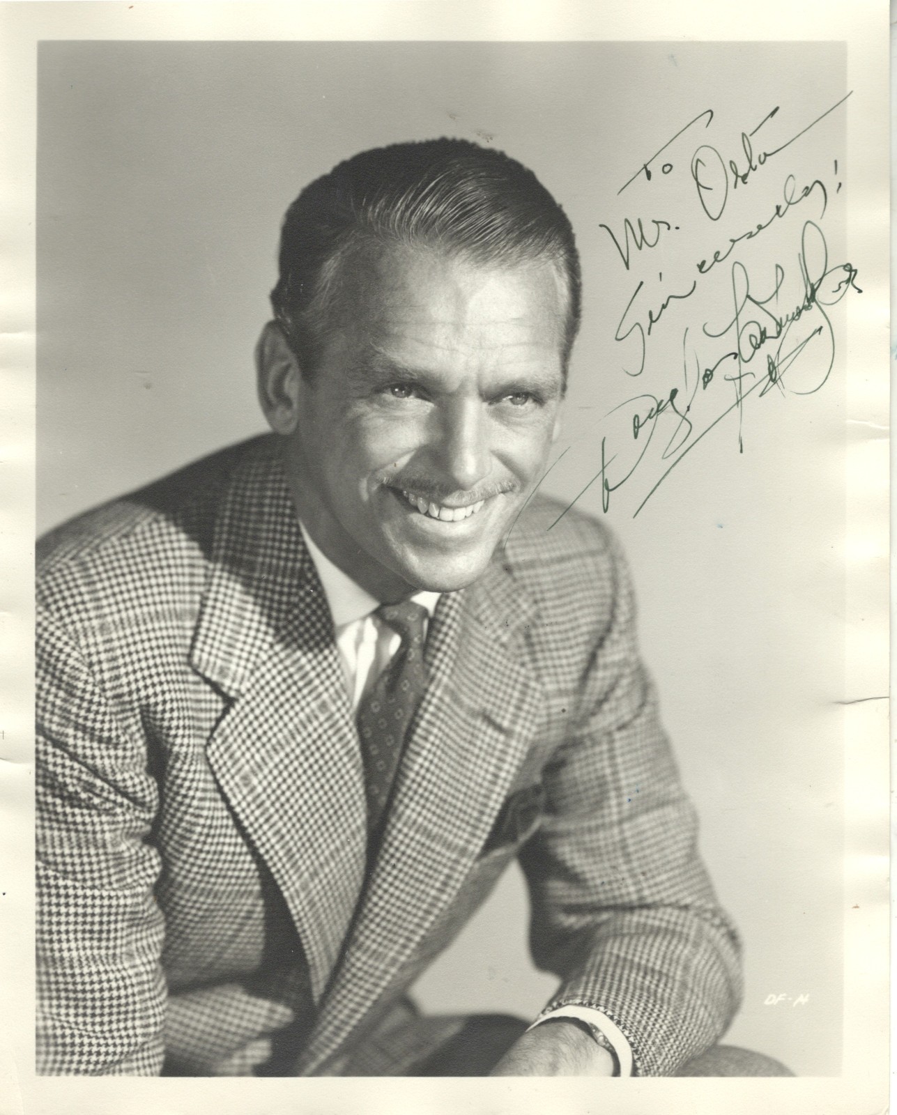 A YOUNG  HANDSOME ACTOR DOUGLAS FAIRBANKS Jr. ,  SIGNED VINTAGE STUDIO PHOTO