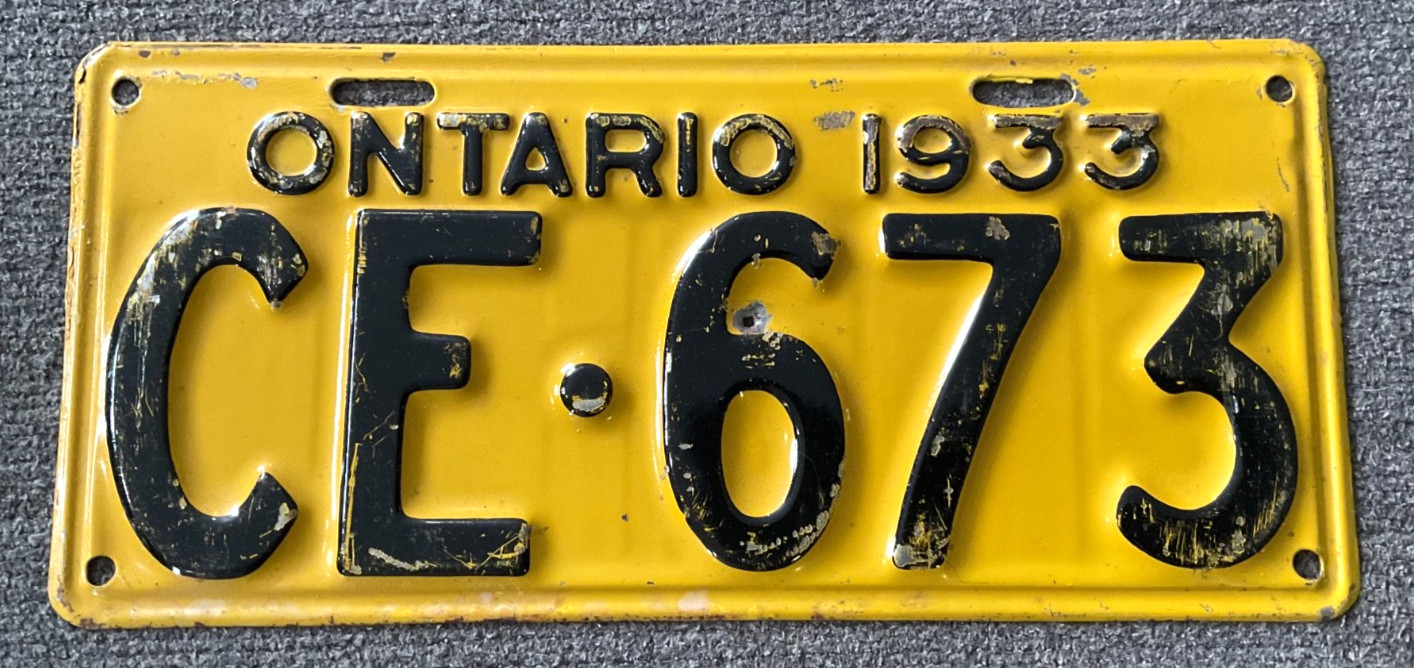 RARE 1933 ONTARIO CANADA LICENSE PLATE ALL ORIGINAL CHEVY FORD DODGE EXTRA HOLE