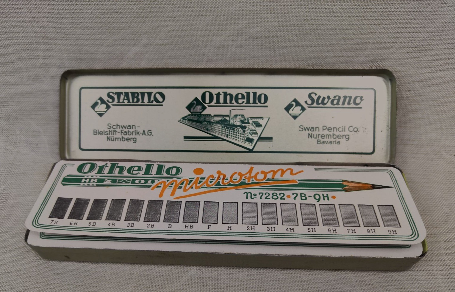 NOS Vintage Othello 7282 microtom pencils, by Schwan-Bleistift-Fabrik in Nuremb