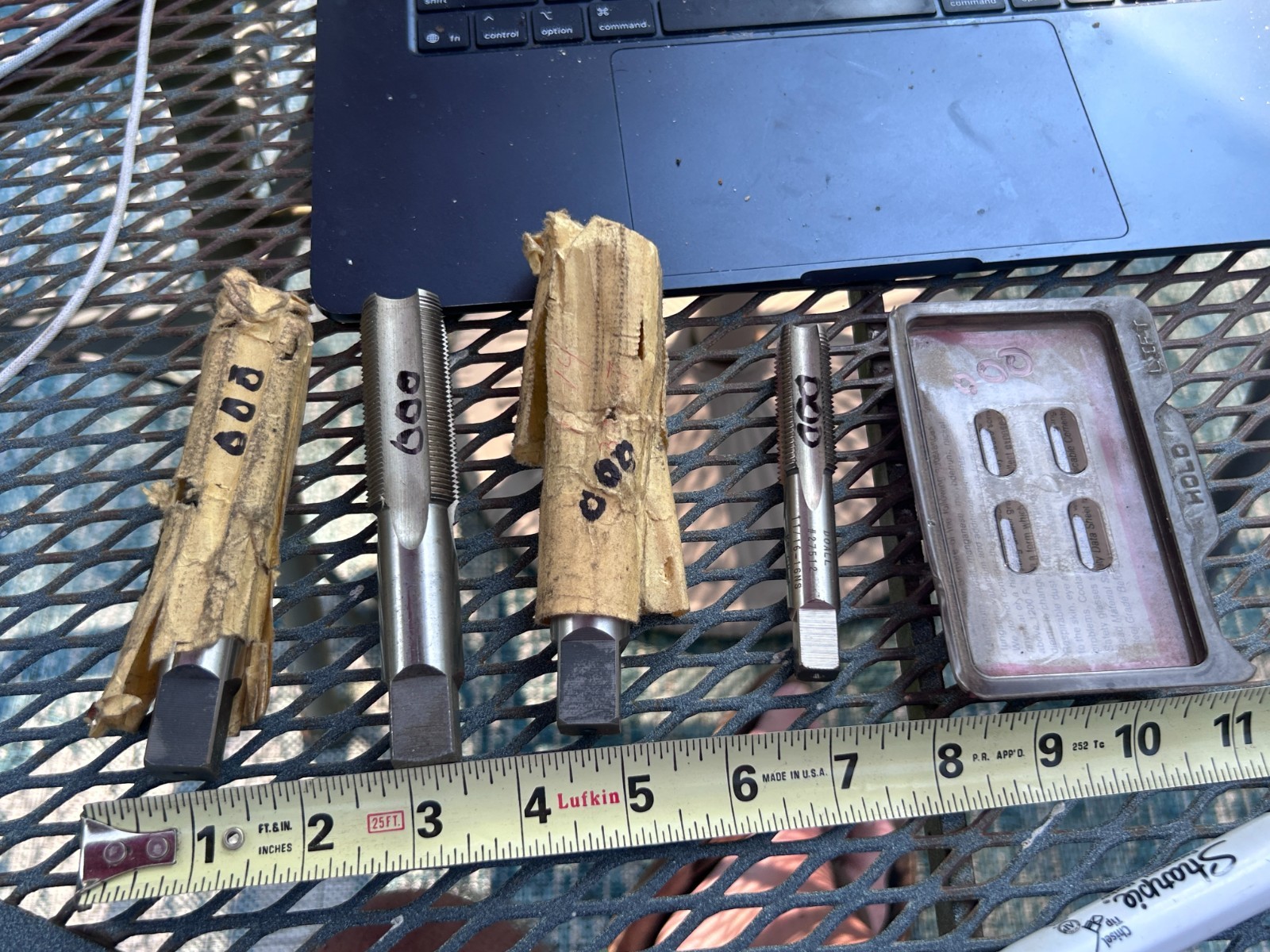 MACHINIST BcCst ooo TOOLS LATHE MILL Machinist  Taps
