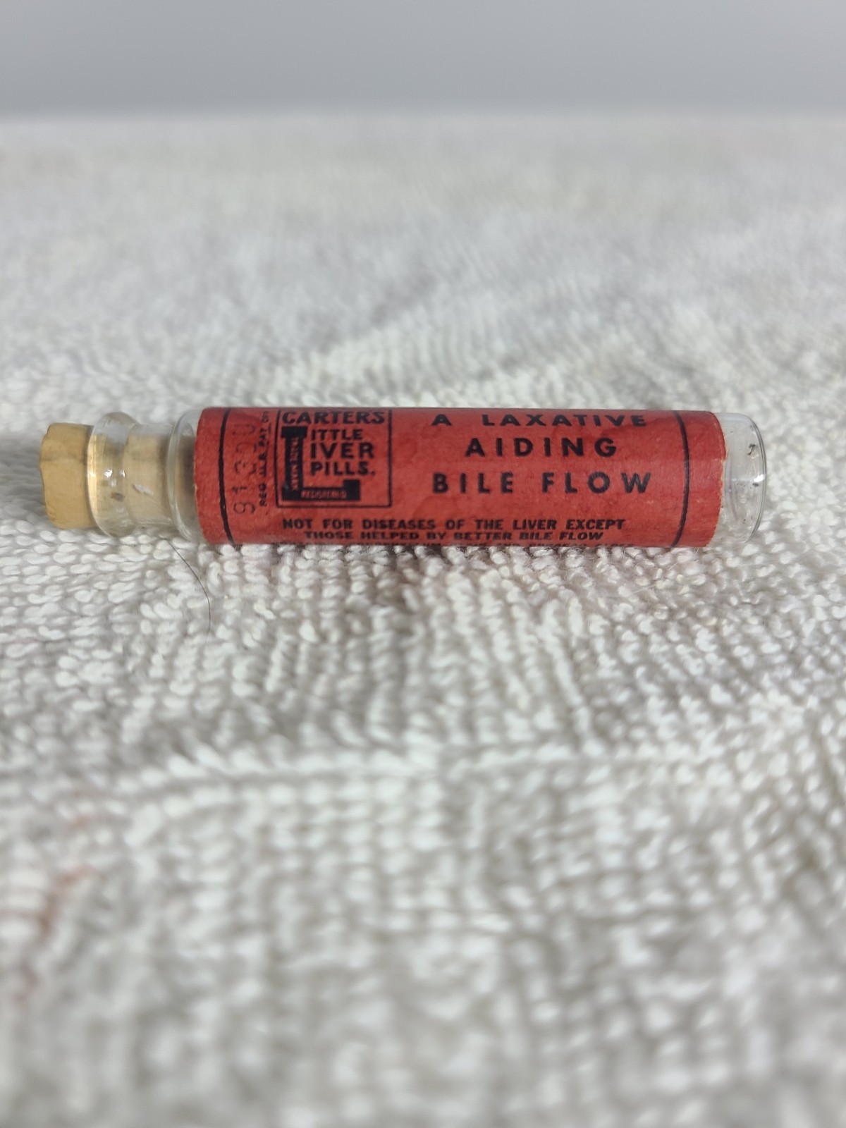 Vtg Carter's Little Liver Pills Empty Glass Bottle Vial Cork Laxative-2 inches