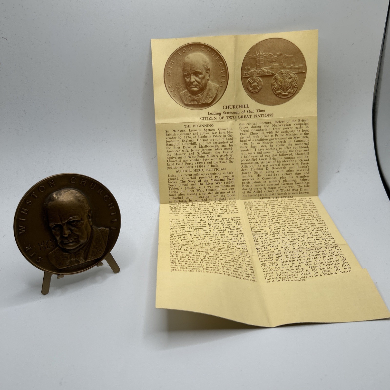 Sir Winston Churchill 1874-1965 Bronze Medal, Design by Ralph Menconi