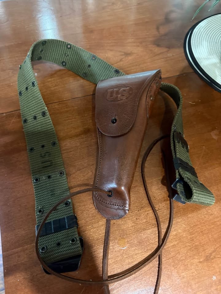 Authentic WWII US M1916 Leather Holster & M1936 Pistol Belt Set