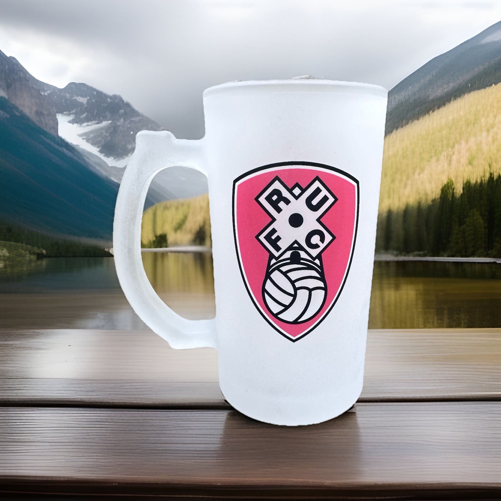 Rotherham United Frosted beer Stein Glass Man Cave Pub Sport Fan Collectors 