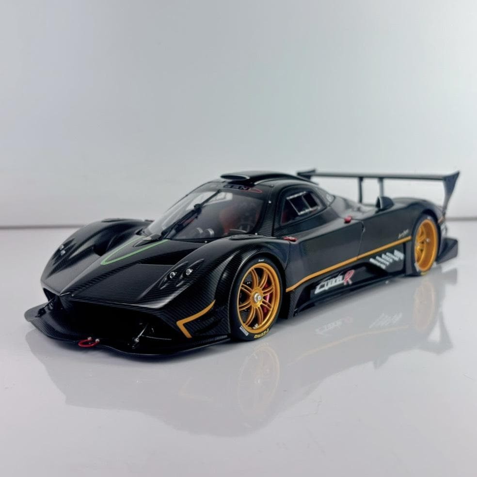 Rare Autoart 1/18 Pagani Zondar R Carbon Sheet 78261