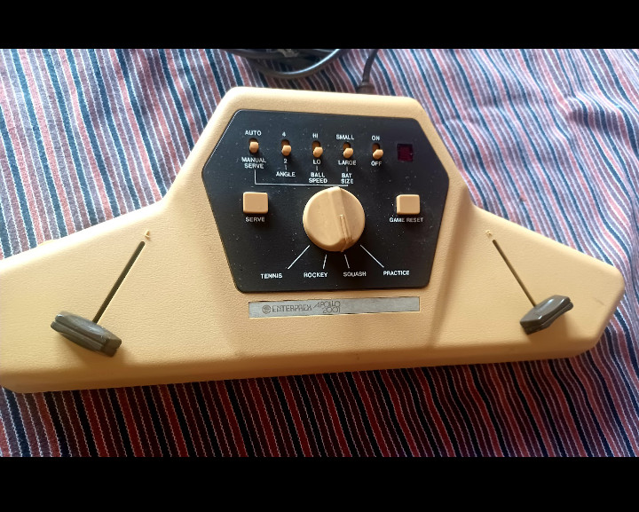 Vintage Game Pong style console analog tv game mid 1070's (pre Atari dominance)