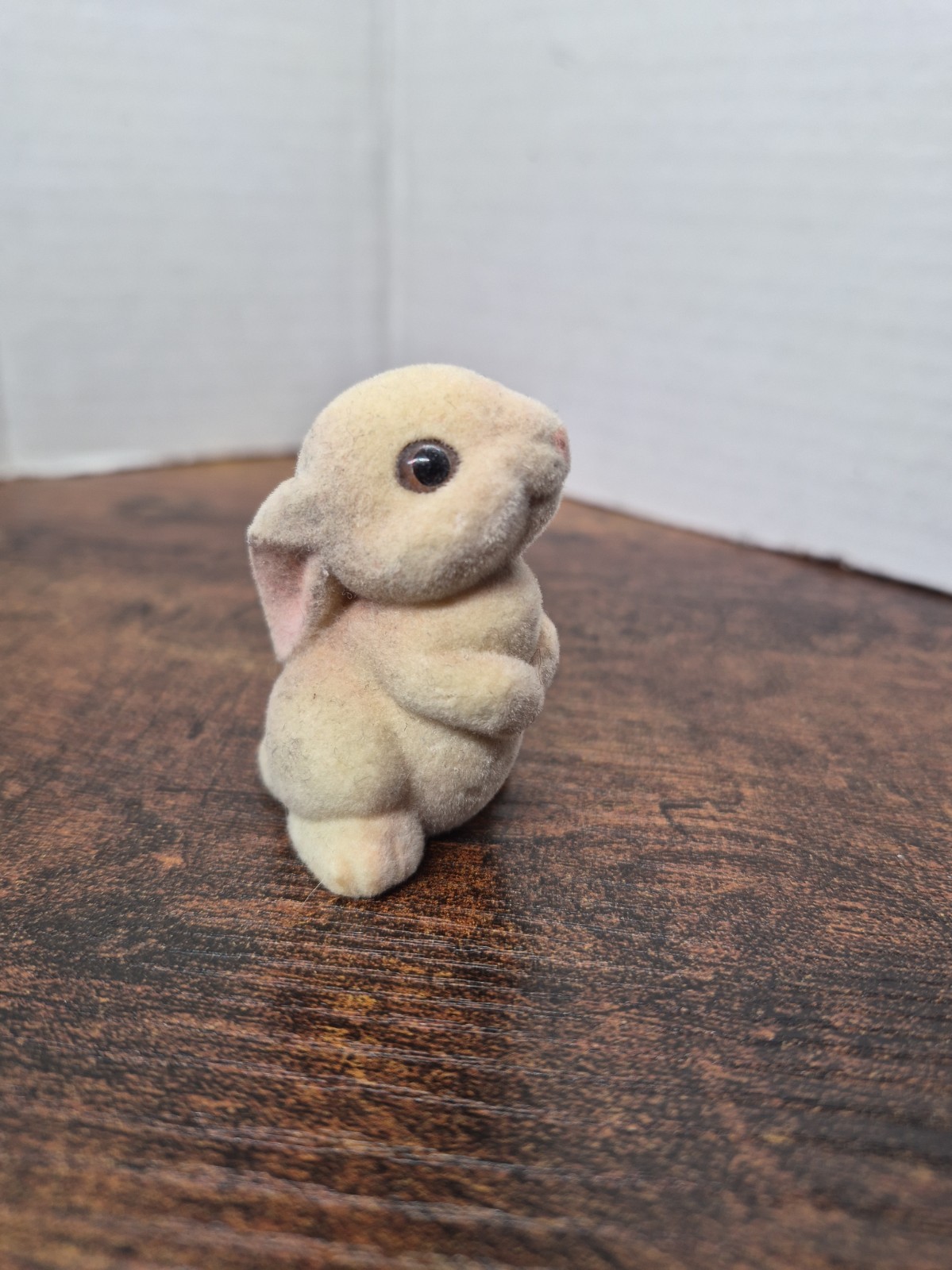  1982 Vintage Flocked Bunny Figurine Hallmark Cards Inc. 2\