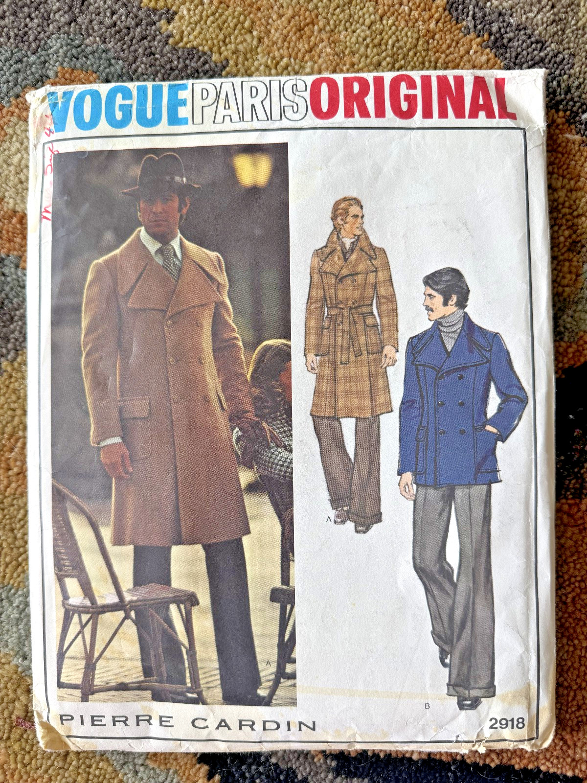 Vintage 70s VOGUE  PARIS  #2918 Sewing Pattern Men's Coat Size 40 UNCUT FF