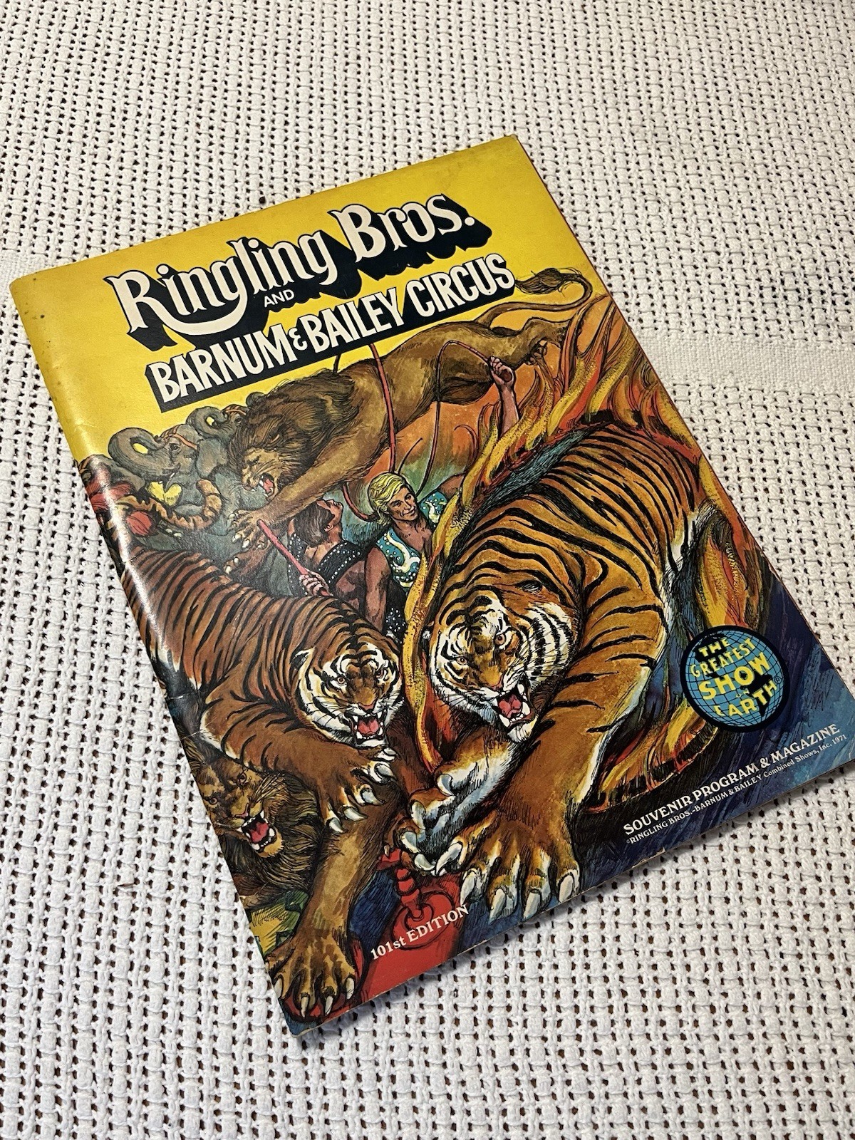 Ringling Bros and Barnum & Bailey Circus Program 1971 101st Souvenir Magazine