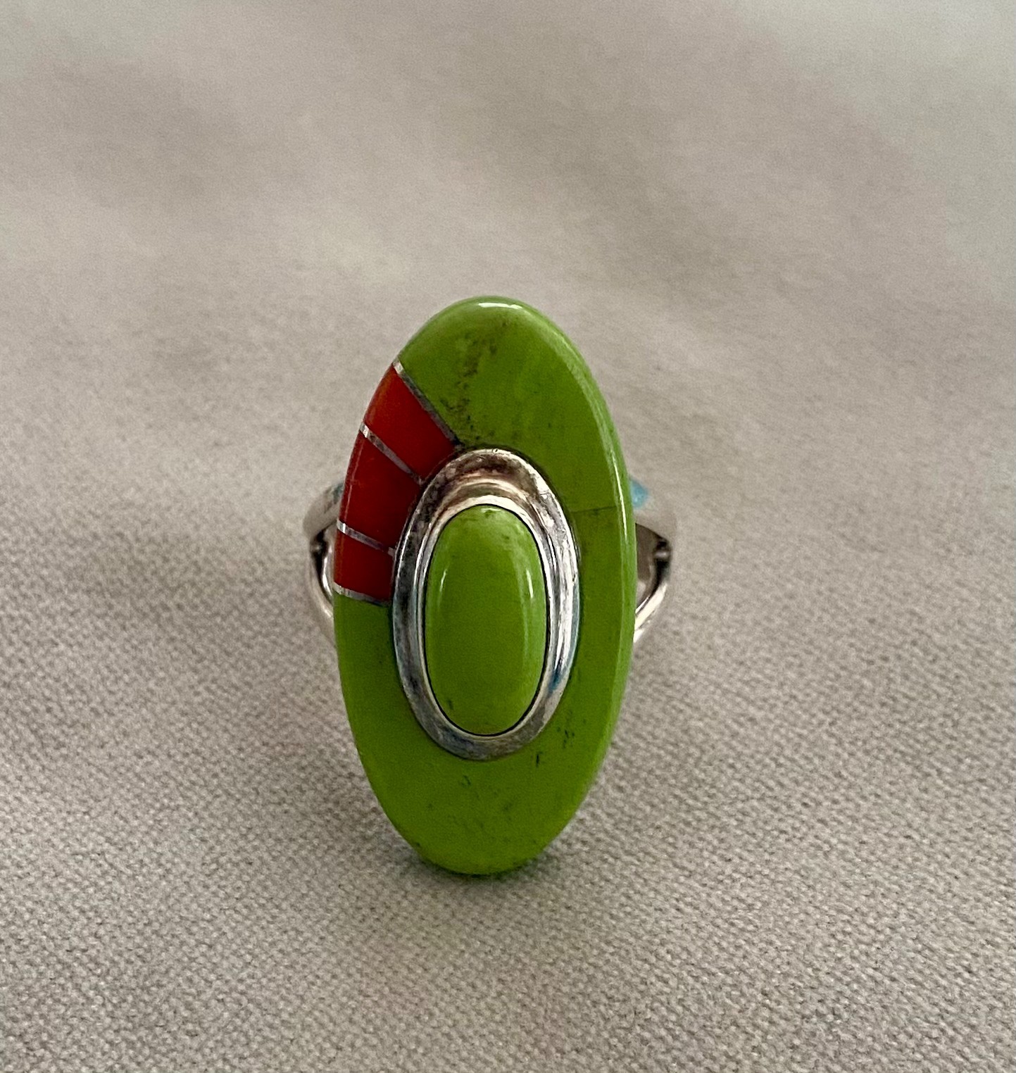 Michael Rogers signed handmade sterling silver gaspeite red coral ring size 7