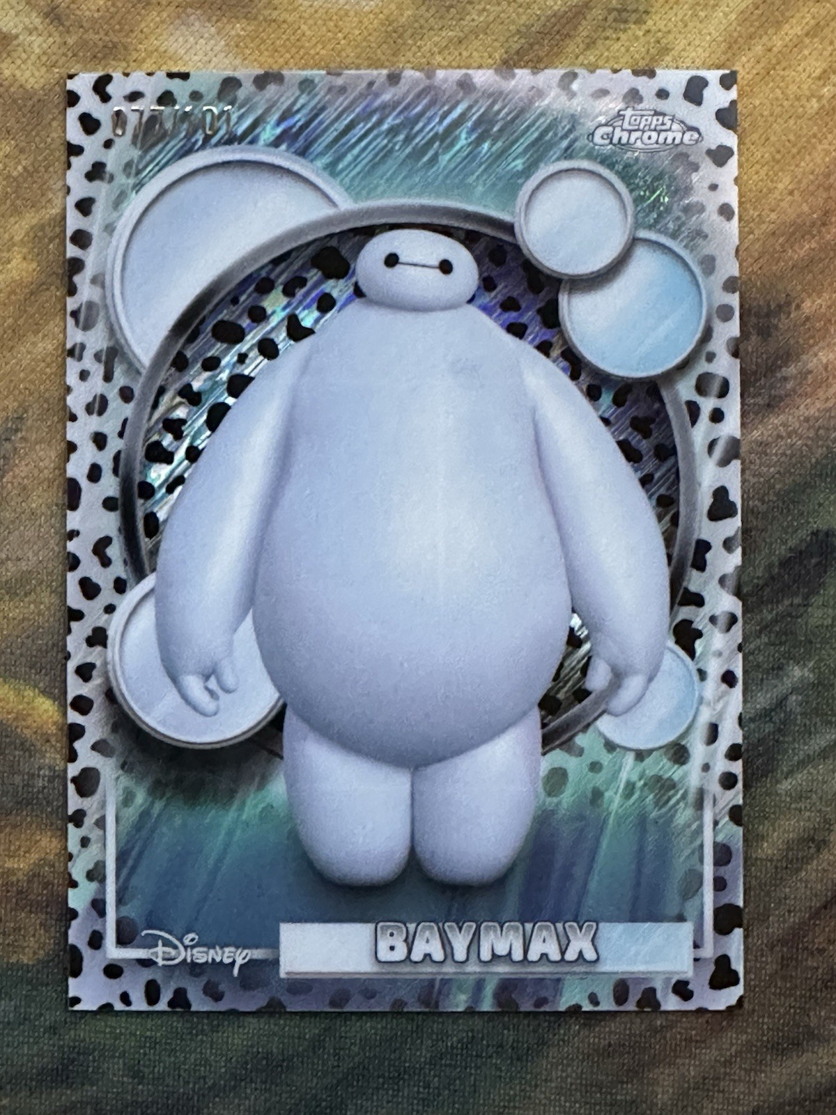 2025-26 Topps Chrome Disney Baymax 077/101 Dalmatians Black & White Shimmer #143