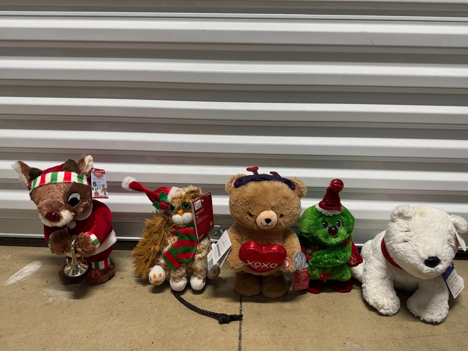 Lot Of 5 animated Christmas plush toys Gemmy Waddlers Holiday