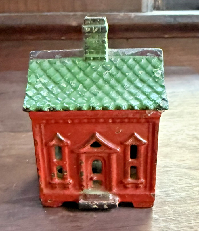 Antique Early 1900\'s A C Williams Cast Iron Colonial House Bank