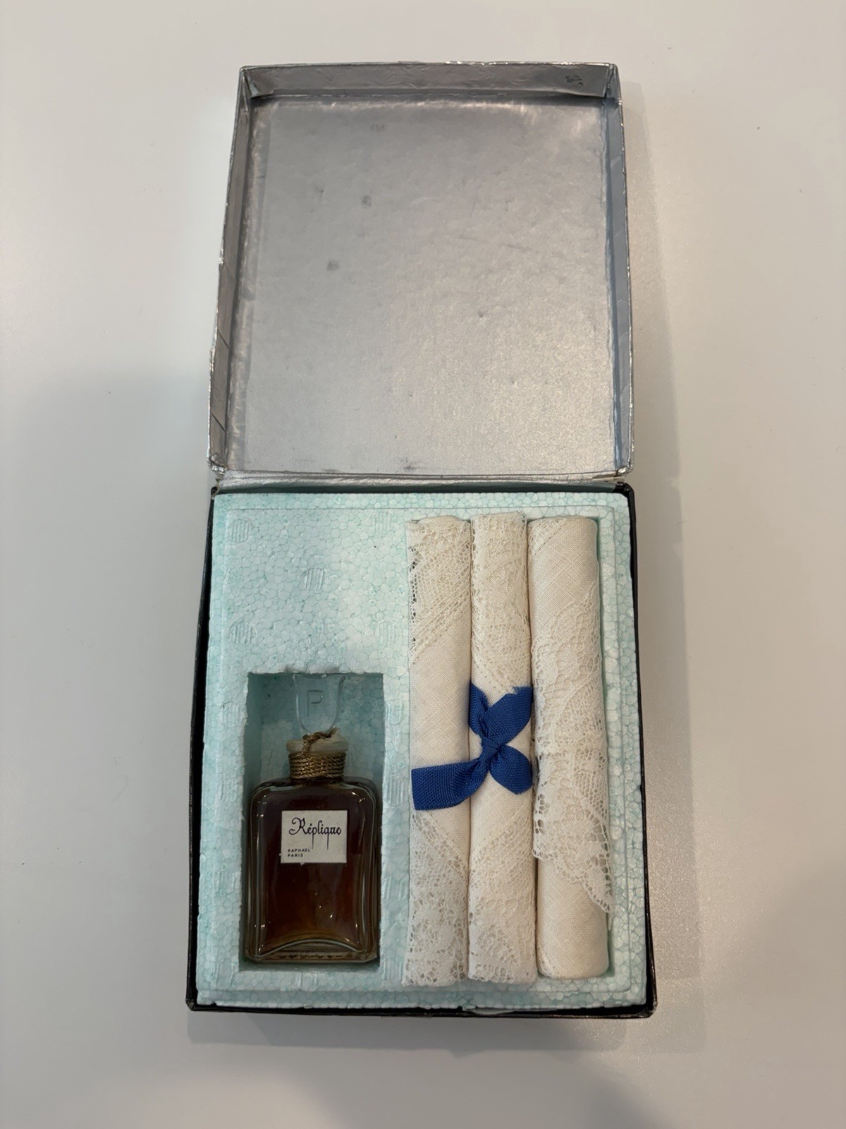 UNOPENED 1940s Vintage Raphael Paris Replique Eau De Parfum Splash Bottle