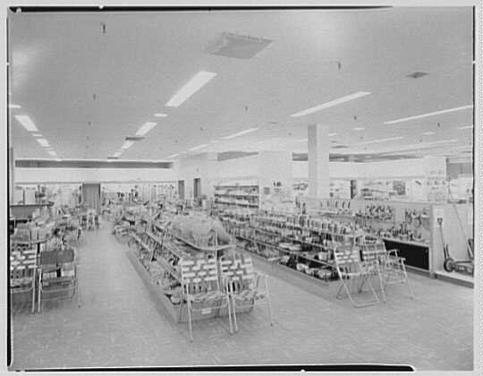 Photo:Westgate Housewares Department Store Interior 1960s Halle Bros.