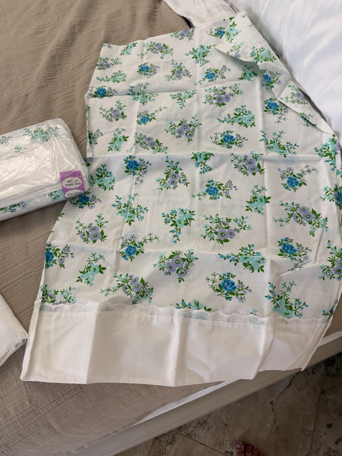 Vintage 70’s Texmade Trueprest Blue Floral With Lace