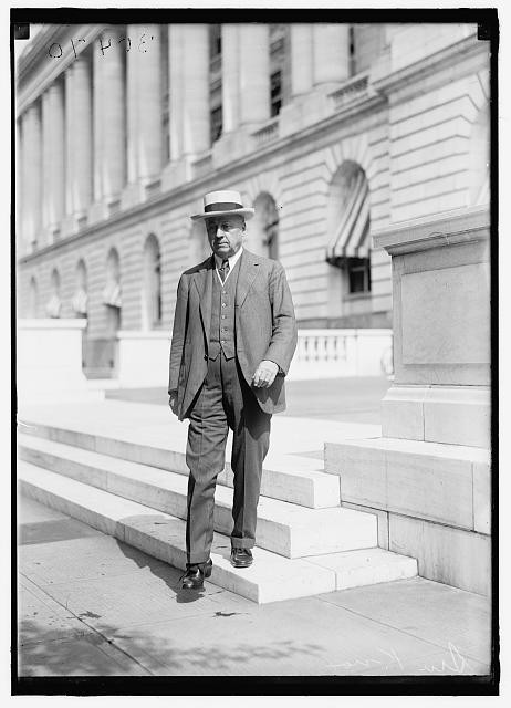 Photo:Philander C. Knox 1919 U.S. Senator Pennsylvania Portrait Steps