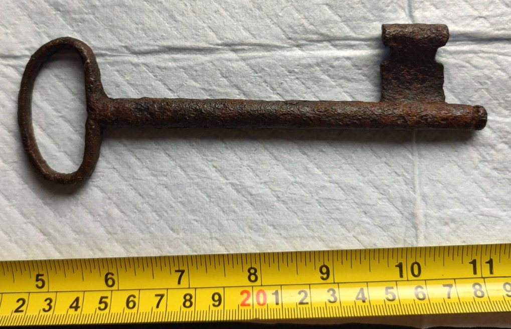 Vintage Large Cast Iron Skeleton Key