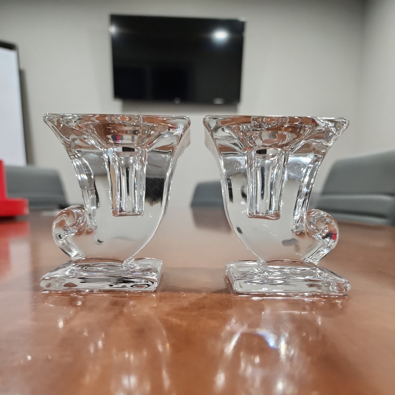 New Martinsville CORNUCOPIA Elegant Viking Glass Crystal Pair CANDLEHOLDERs