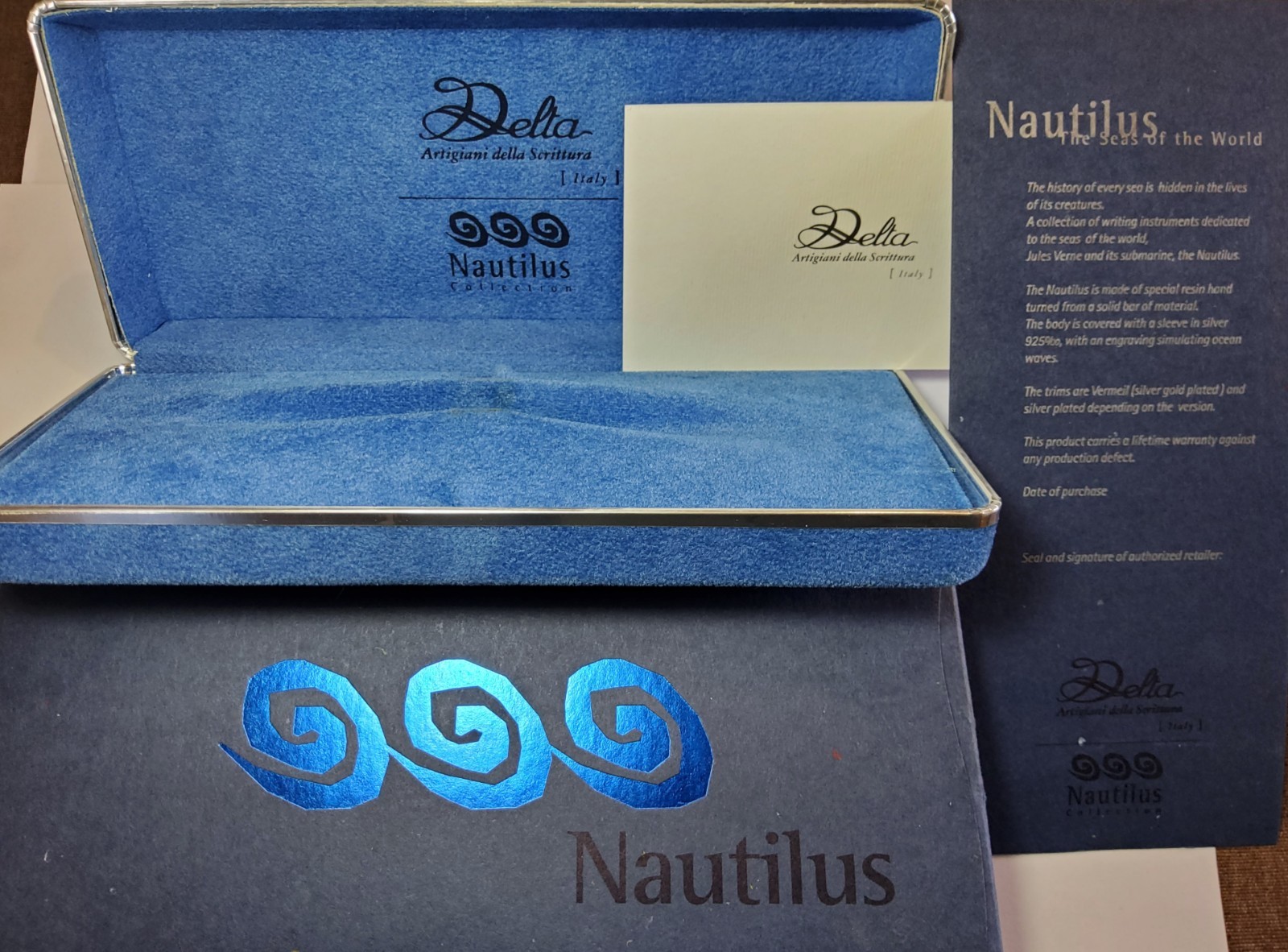 Delta Nautilus Pen Box