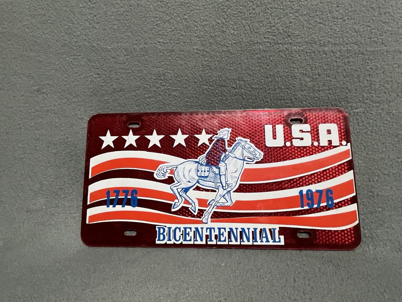 Vintage 1976 America License Plate 1776-1976 Bicentennial Red Reflective Patriot