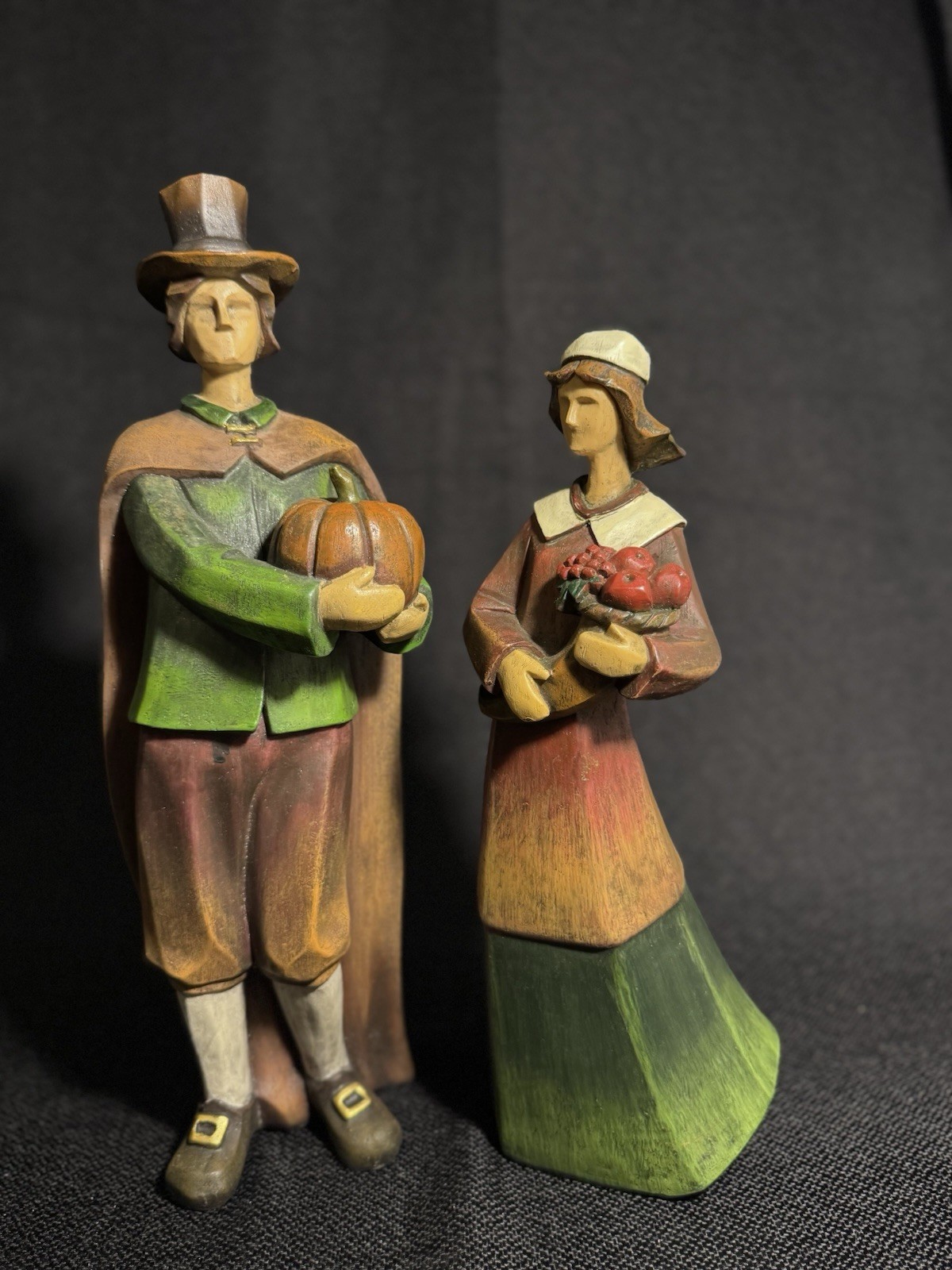 Vintage Pacific Rim Pilgrim Man Woman Figurines Thanksgiving Harvest Resin 13”