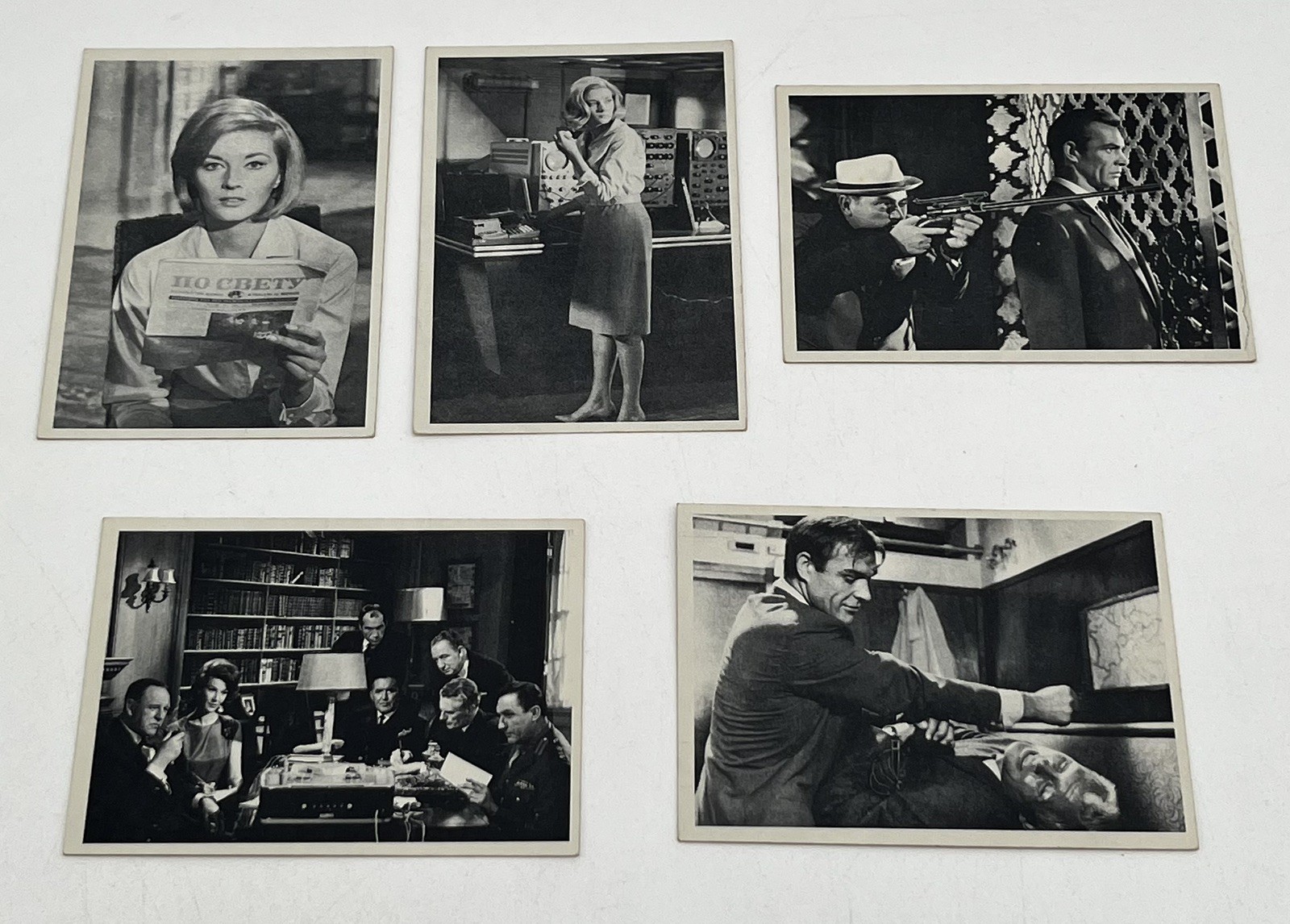1965 James Bond 007 Gildrose trading cards Lot5 Read Description See Pics