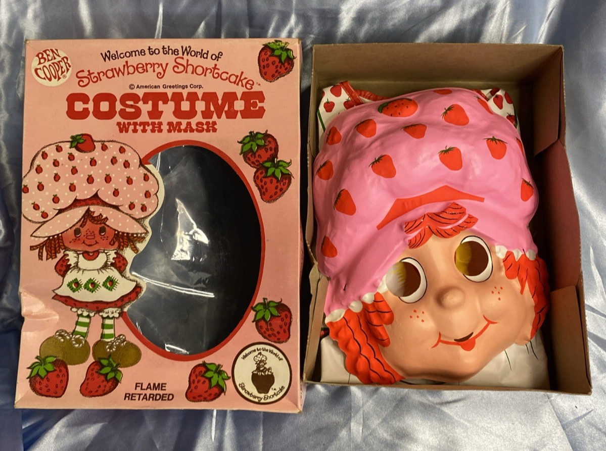 UNUSED 1982 STRAWBERRY SHORTCAKE Halloween Costume BEN COOPER 1980s Kenner