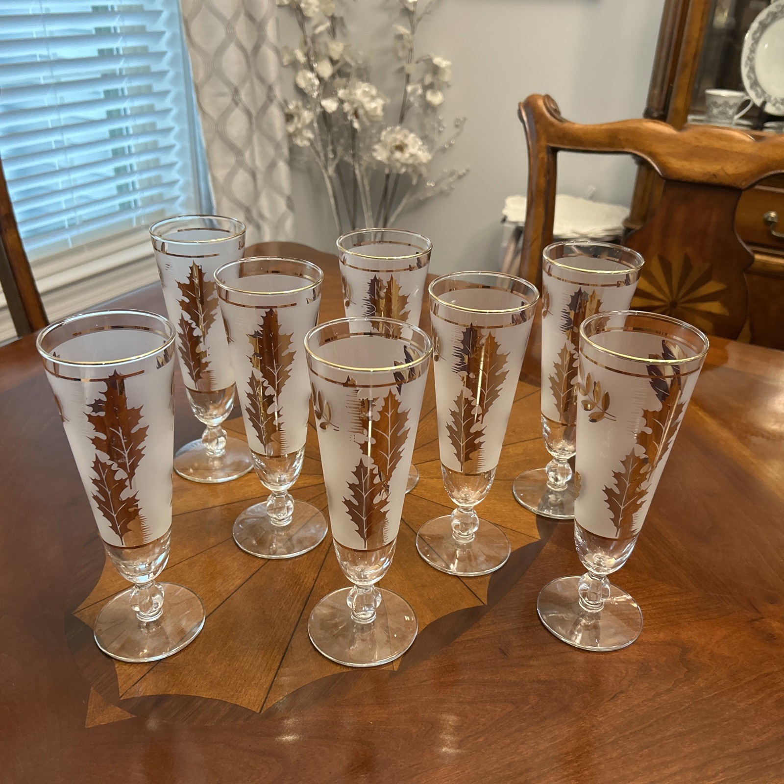 Set of 8 vintage Libbey Golden Foliage pilsner glasses with etched gold leaves
