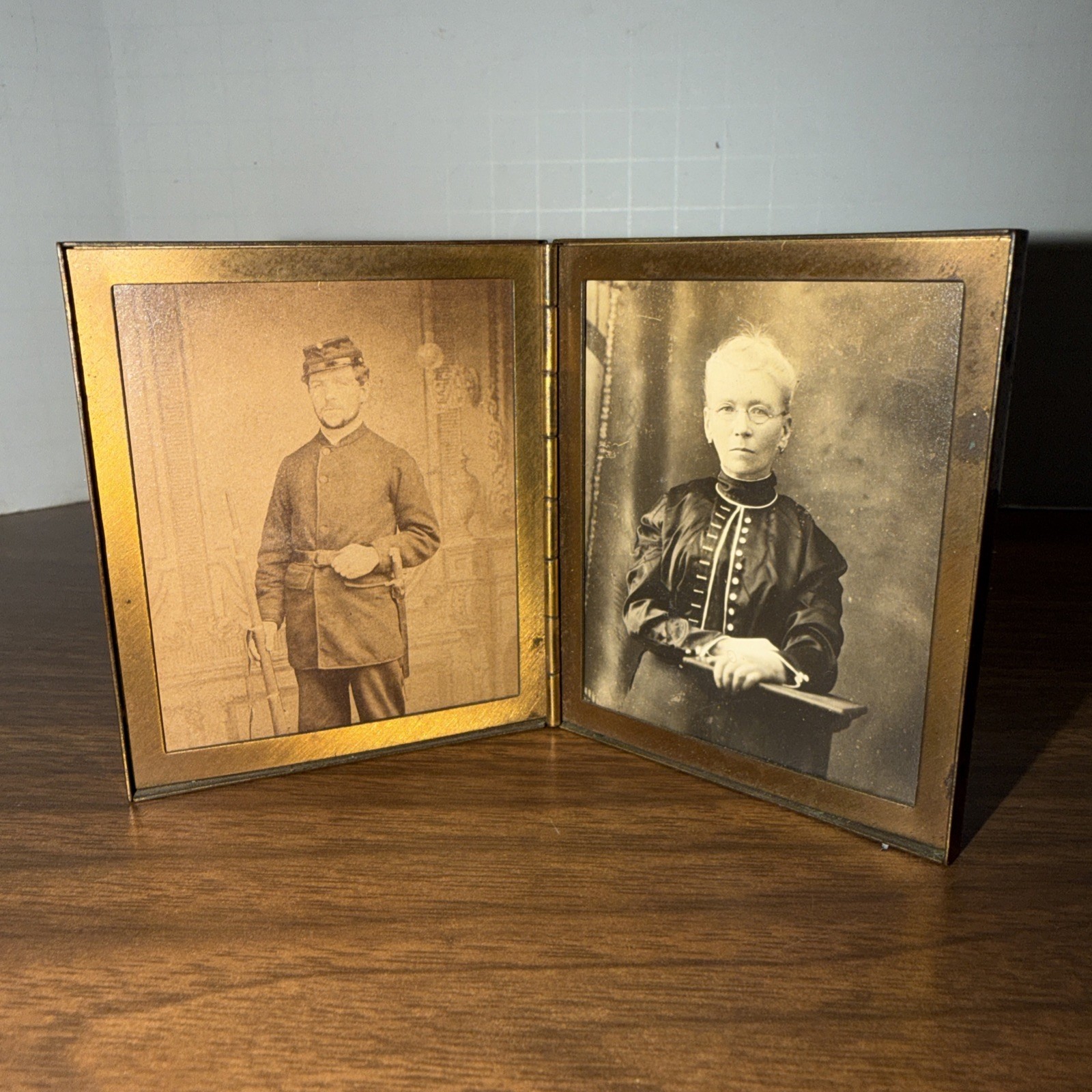 Antique CDV Civil War Soldier in Uniform & Victorian Woman In Brass Pocket Frame