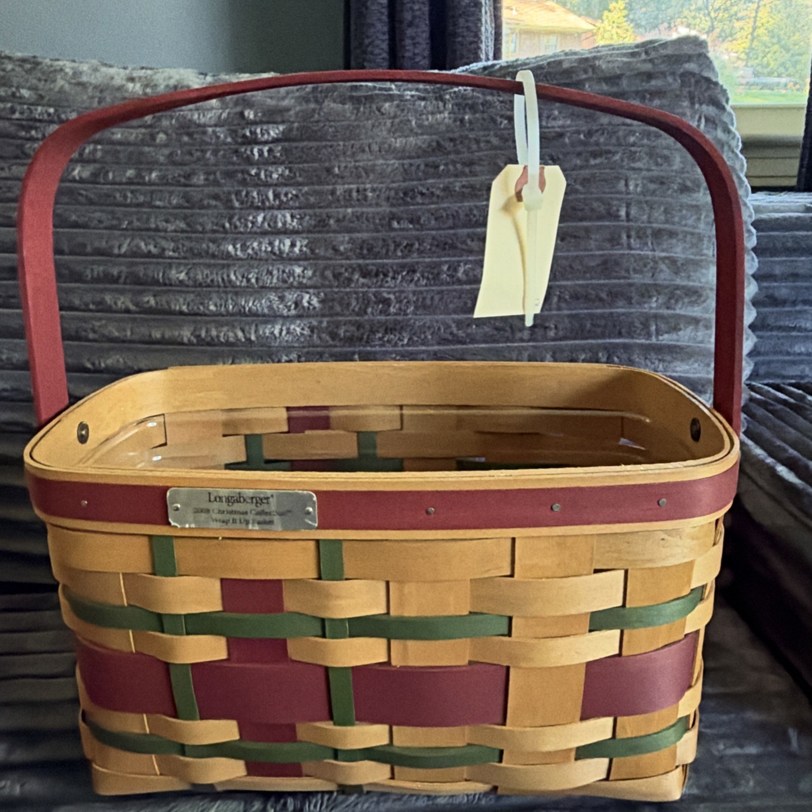 NEW LONGABERGER 2008 WRAP IT UP BASKET W/ LINER, PROTECTOR & TIE ON 