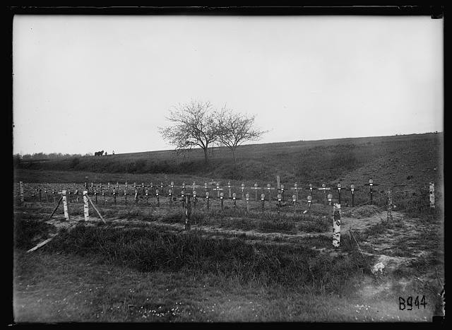 Photo:Chateau-Thierry France 1919 American Cemetery at Vaux roadside field