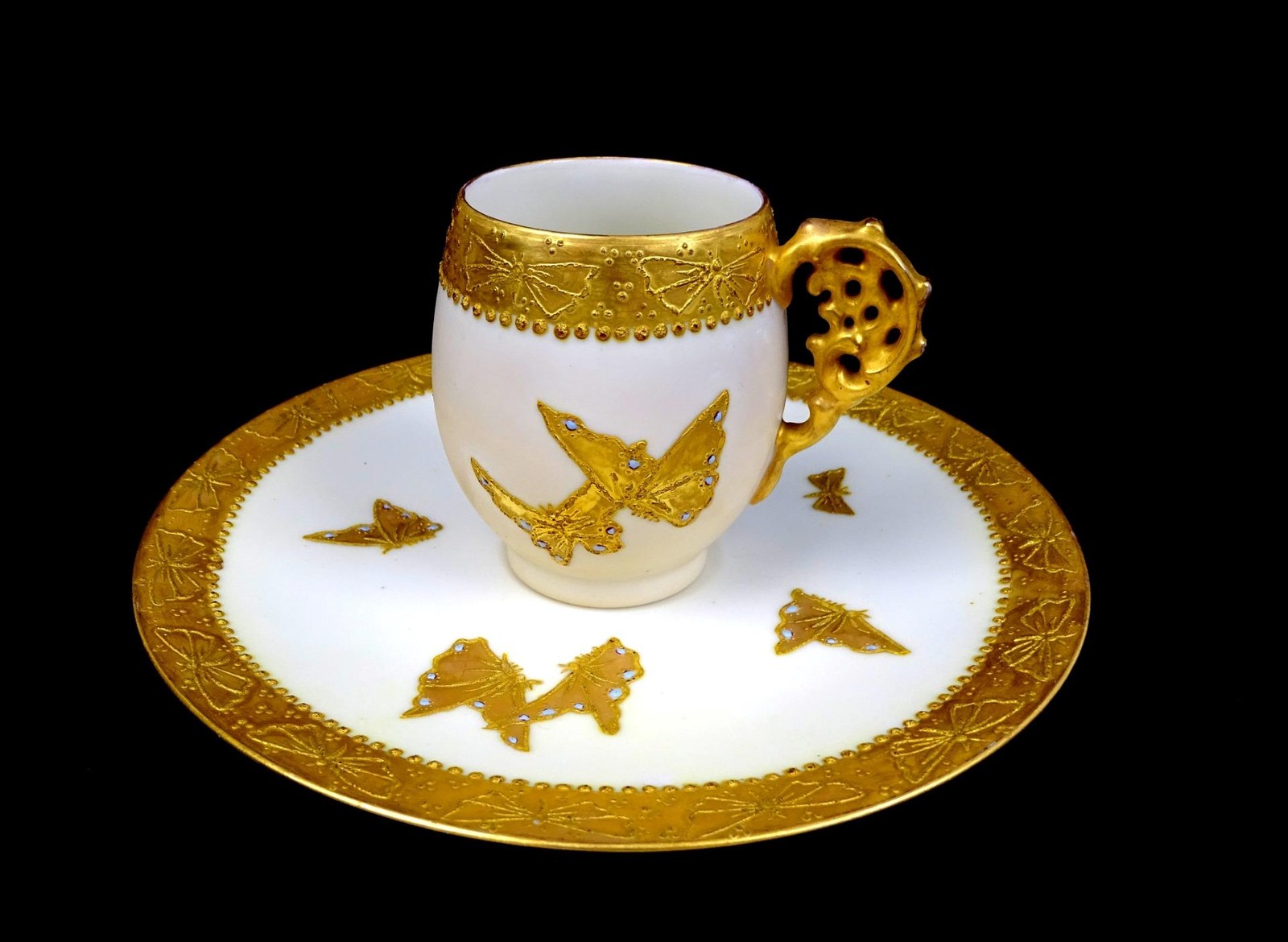Tressemanes Vogt Limoges Porcelain Rare Butterfly 3 1/8\