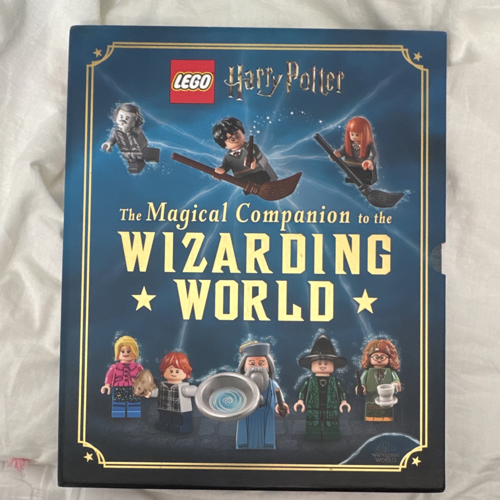 The Magical Companion to The WIZARDING WORLD LEGO Harry Potter Book Set NEW
