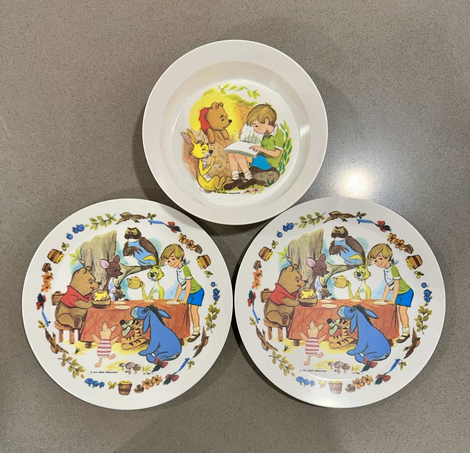 Vintage Walt Disney Winnie the Pooh Melamine Plates Bowl Lot 3 Christopher Robin