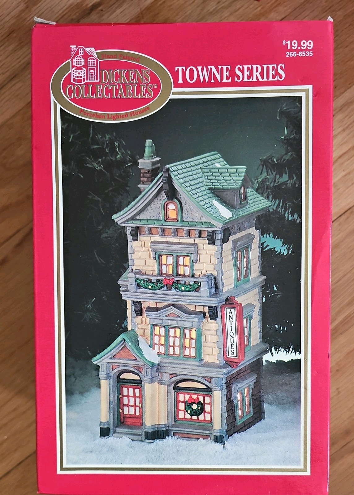 Vintage 1994 Dickens Collectable Towne Series Lighted  Antique Shop House - New