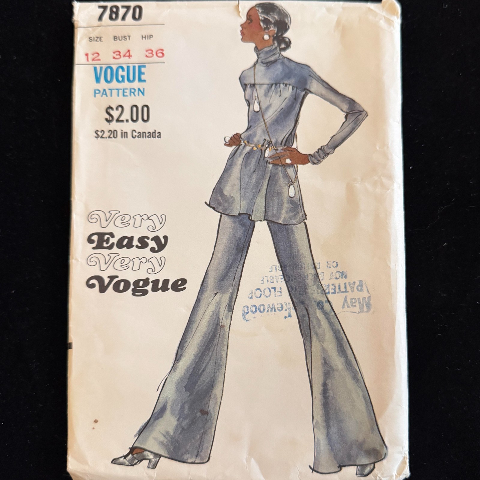 VNT 70s Vogue 7870 Tunic and Flared Pants Sz 12/34/36 Cut Complete