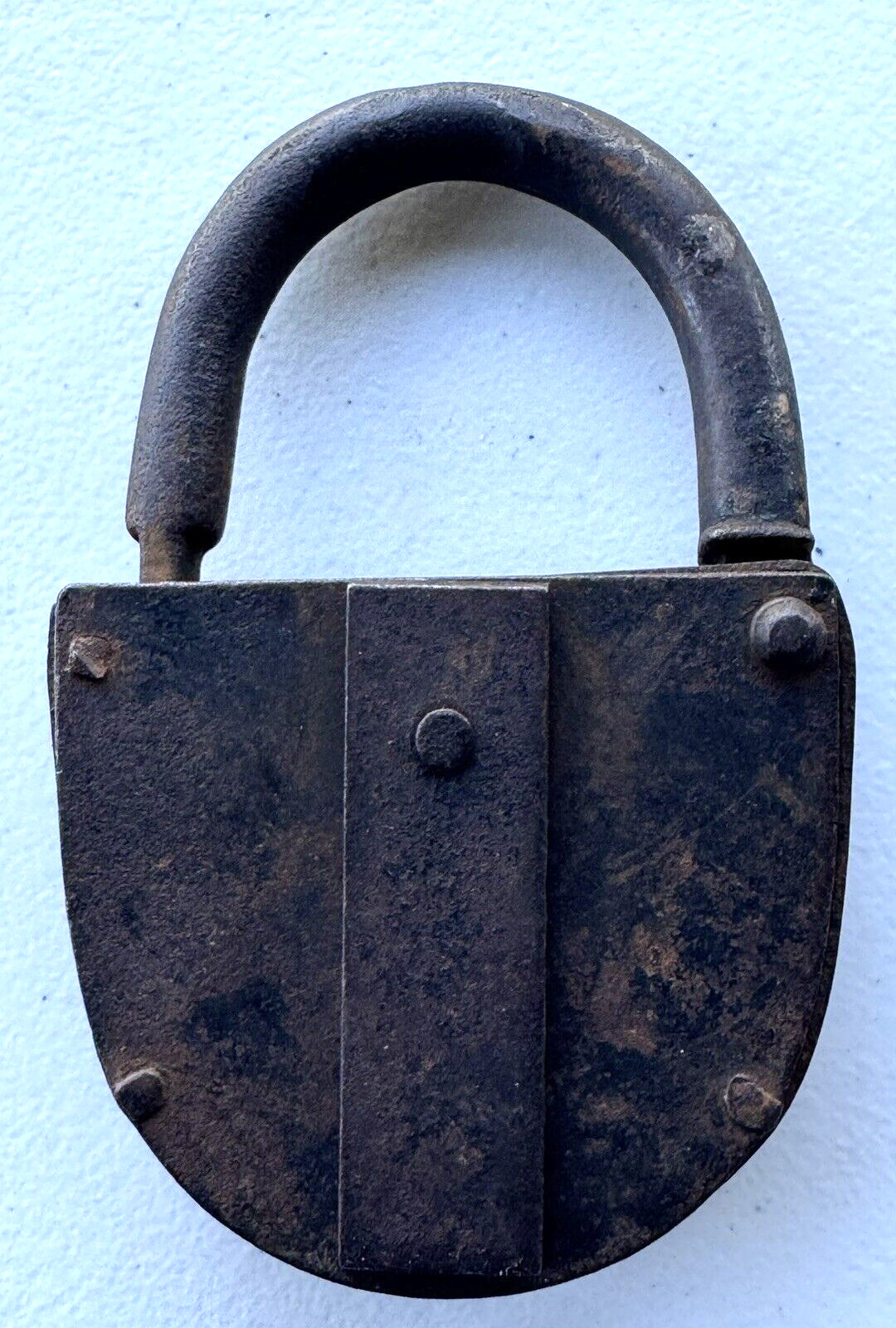 VINTAGE ANTIQUE CAST IRON 6\