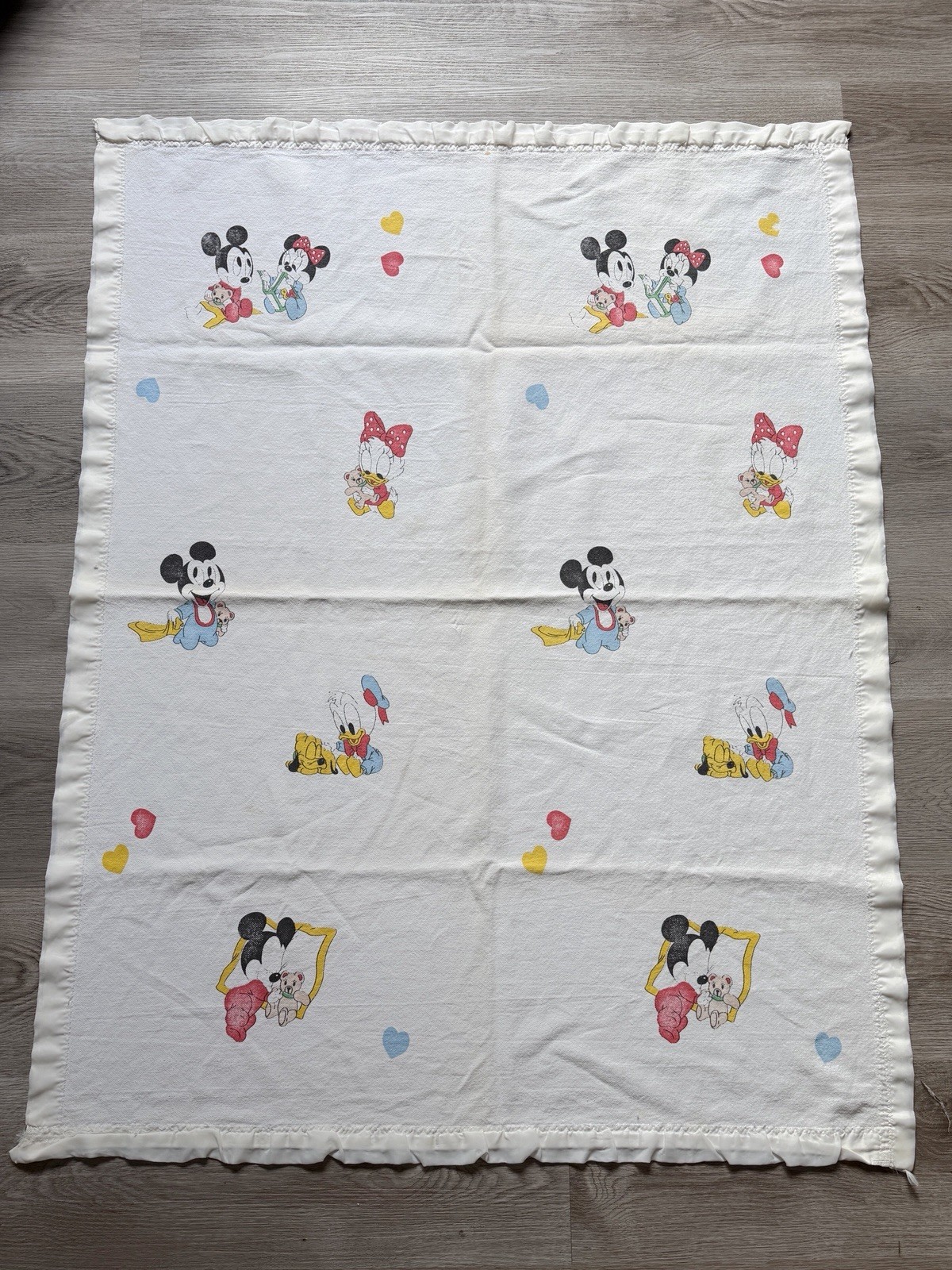 Vintage Dundee Baby Disney Mickey & Friends Thermal Receiving Blanket Satin Trim