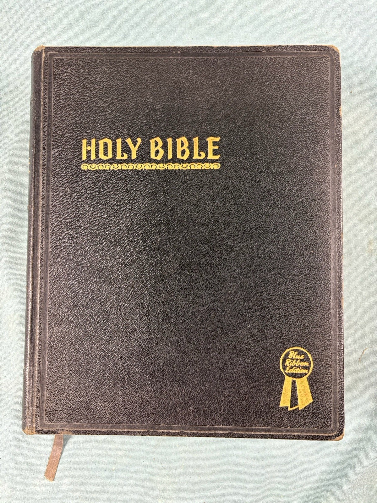 Vintage 1948 Holy Bible New Standard Alphabetical Indexed Hertel KJV Red Letter