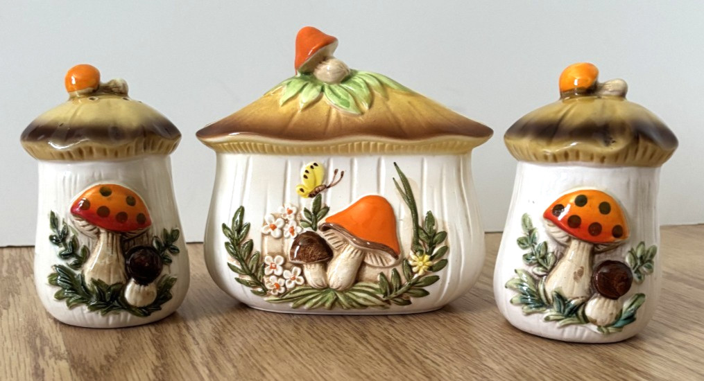 Vintage Sears-1970s Merry Mushroom Salt and Pepper Shaker Set & Napkin Holder