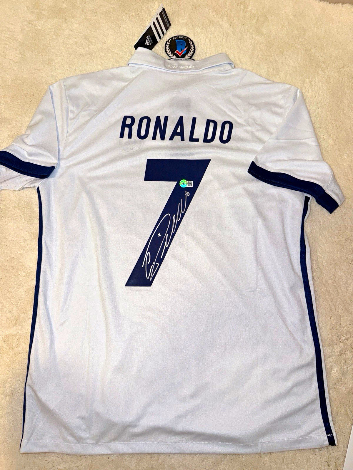 Cristiano Ronaldo Signed Real Madrid Jersey #7 Beckett BAS COA 2016/17